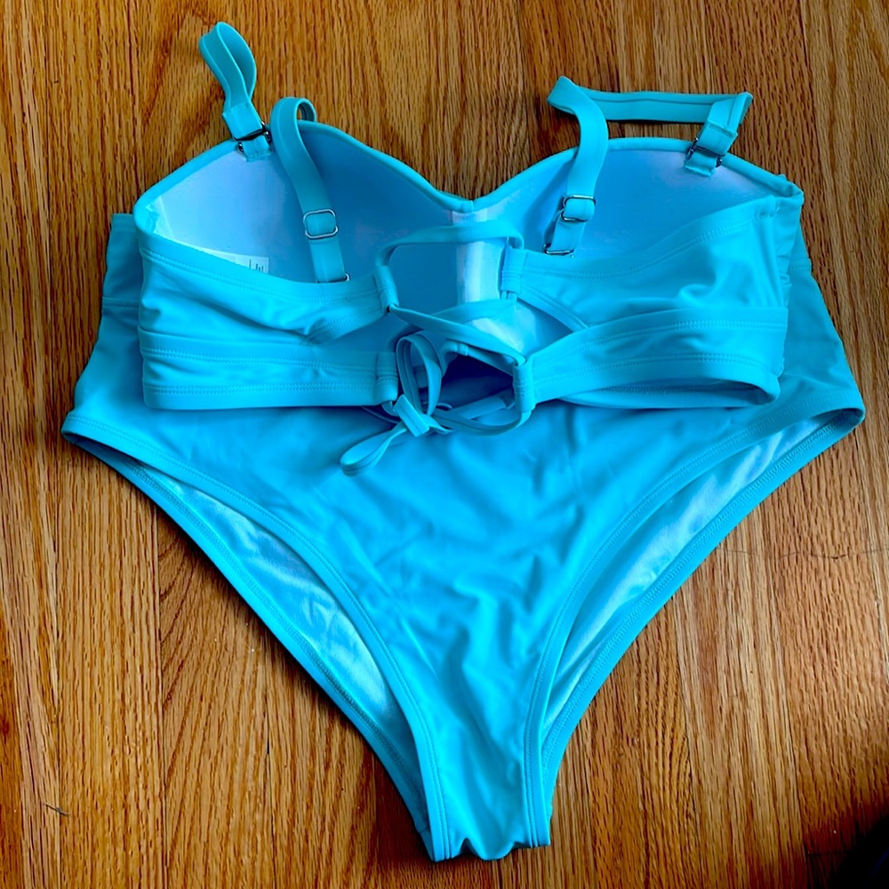 Swim suit